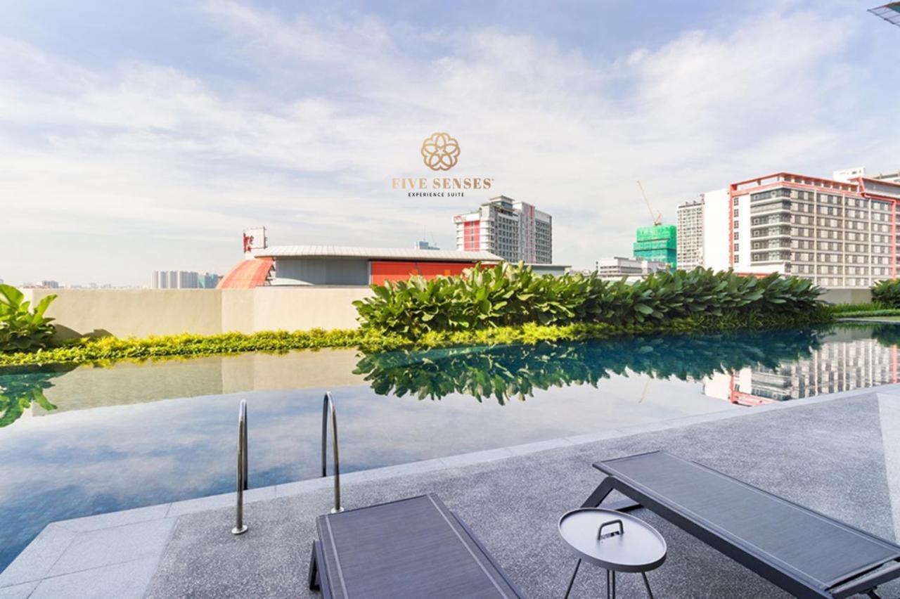 Una Residences, Sunway Velocity By Five Senses Куала Лумпур Екстериор снимка