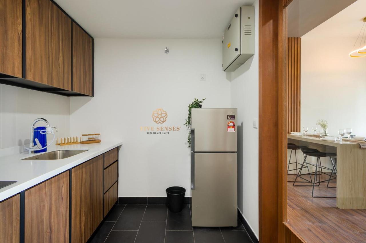 Una Residences, Sunway Velocity By Five Senses Куала Лумпур Екстериор снимка